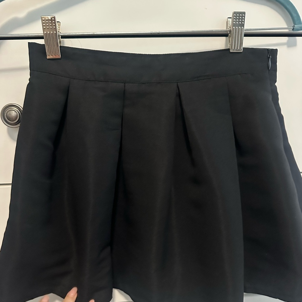 Source Unknown Classic Black Skater Skirt - Picture 3 of 3